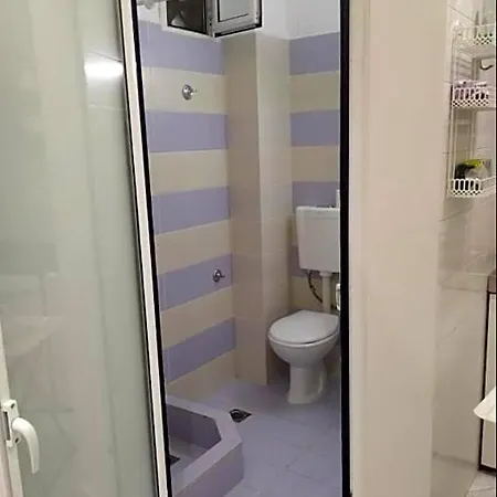 Hostel Vacations In Pátra
